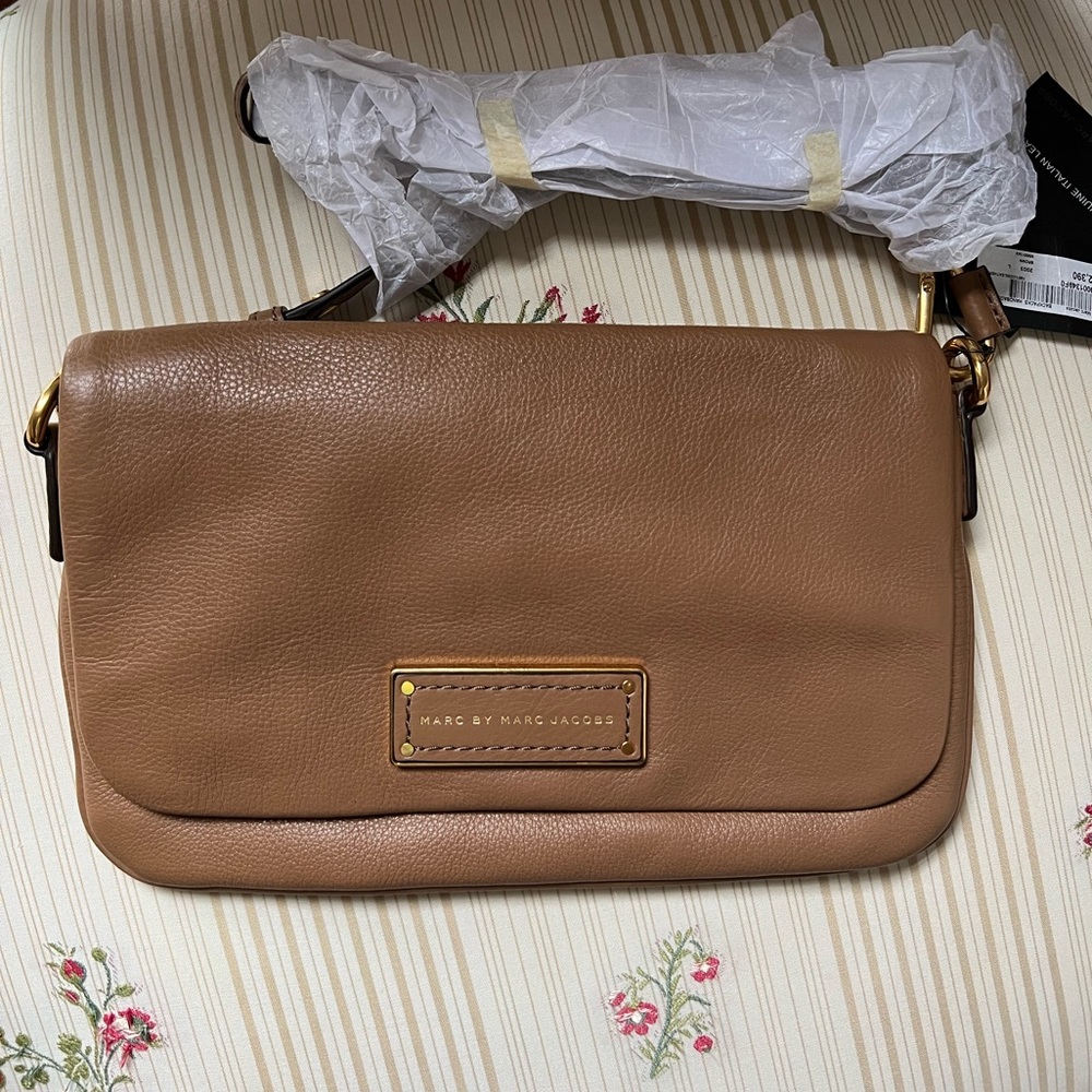 Marc jacobs crossbody flap bag